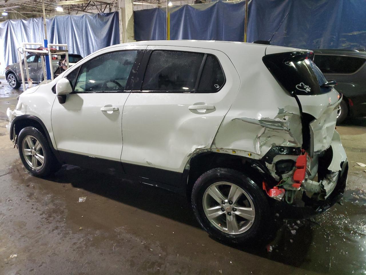 2021 CHEVROLET TRAX LS - Фото 2