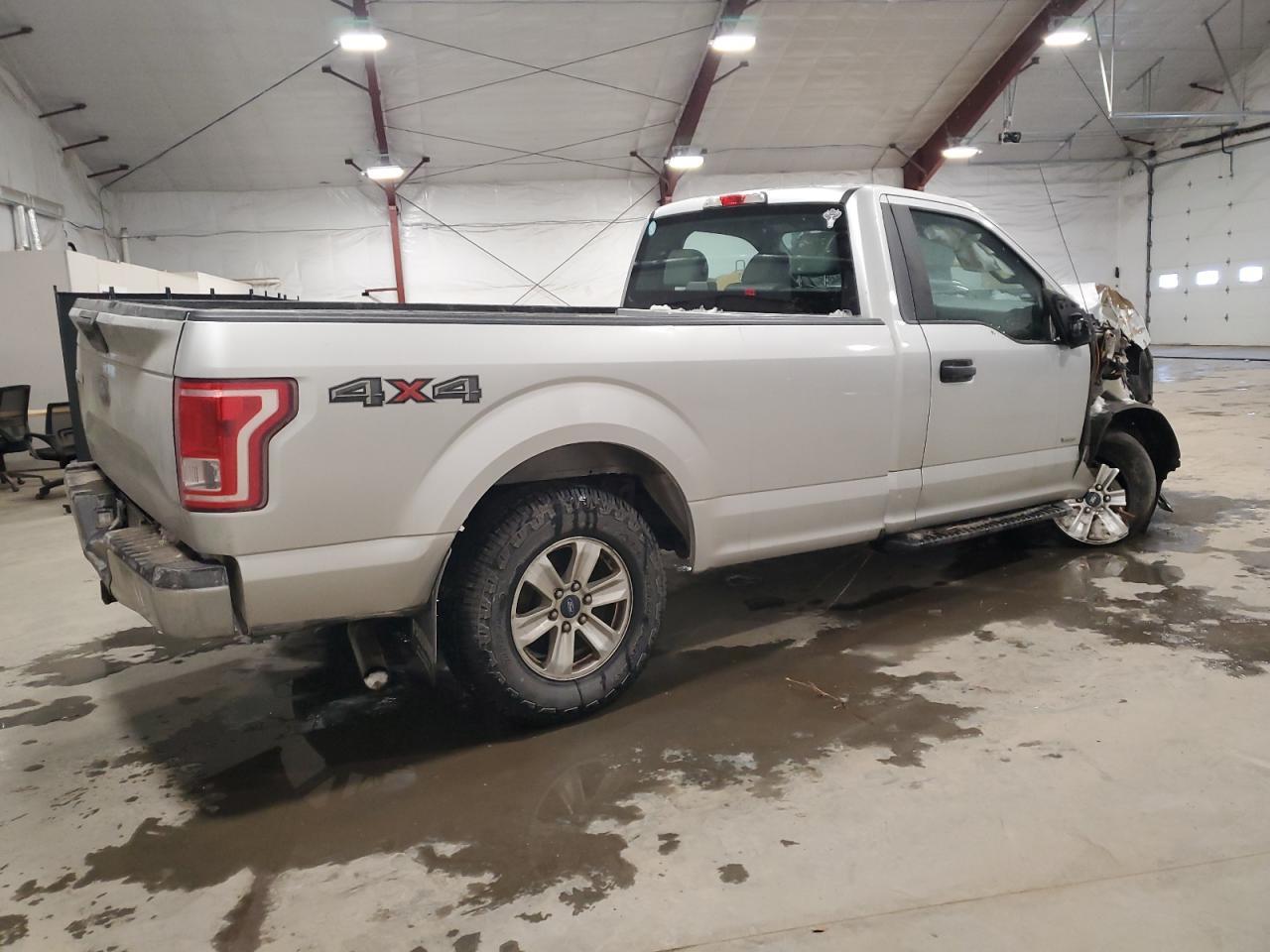 2016 FORD F150 - Фото 3