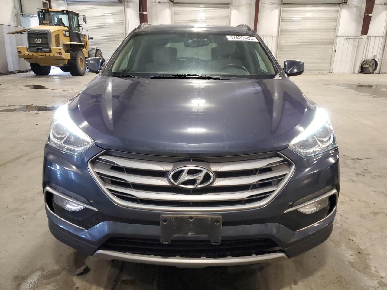 2017 HYUNDAI SANTA FE S - Image 5