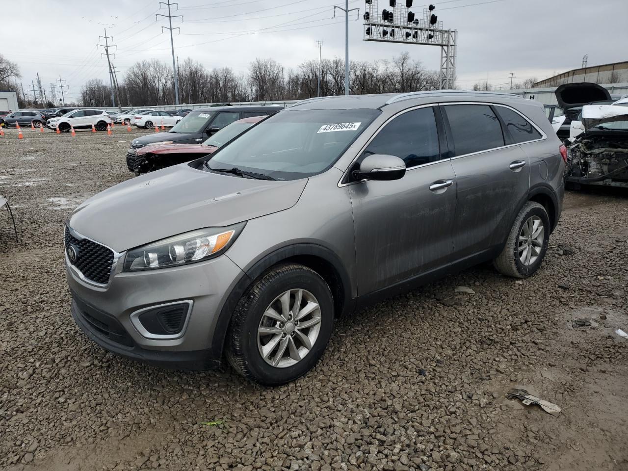 2017 KIA SORENTO LX