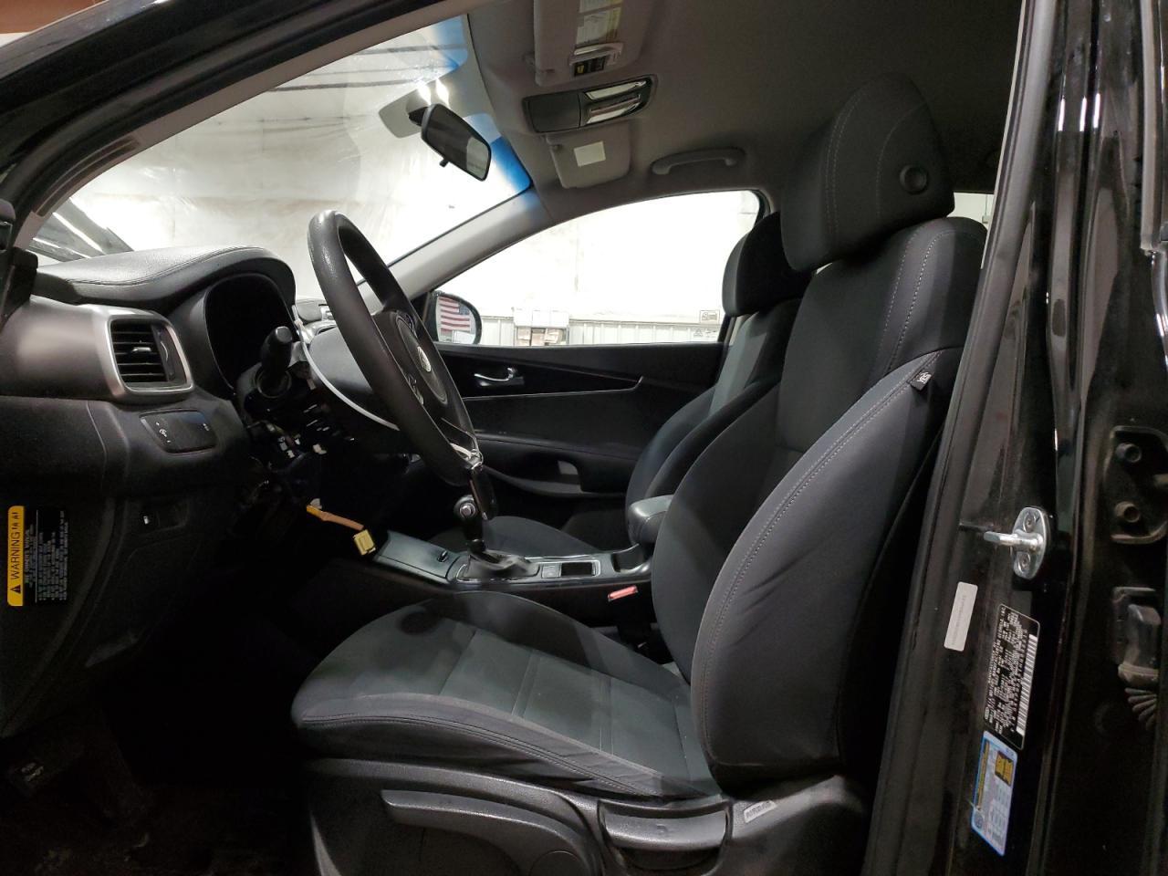 2017 KIA SORENTO LX - Фото 7
