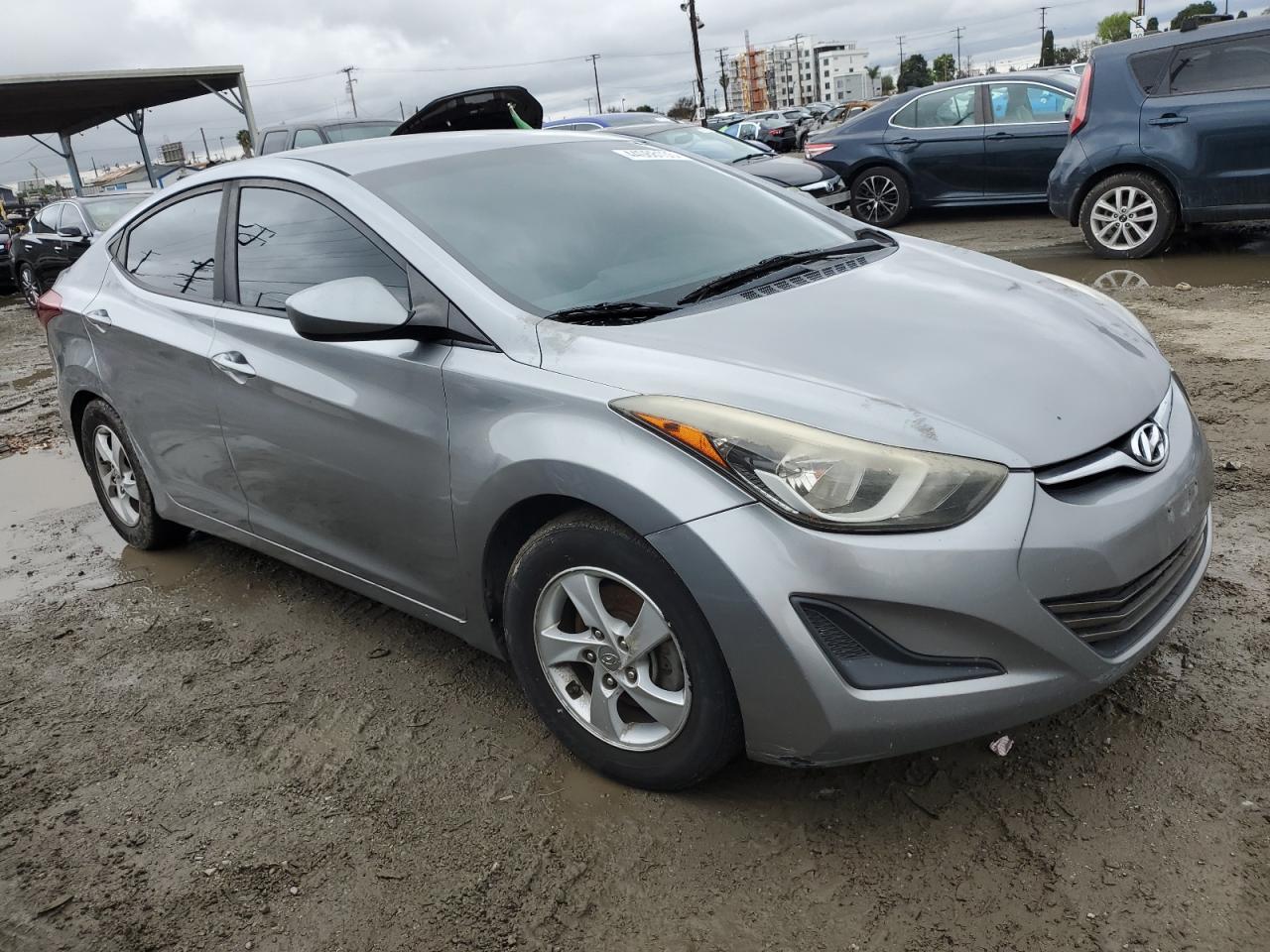 2015 HYUNDAI ELANTRA SE - Фото 4