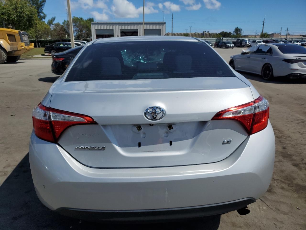 2015 TOYOTA COROLLA L - Image 6