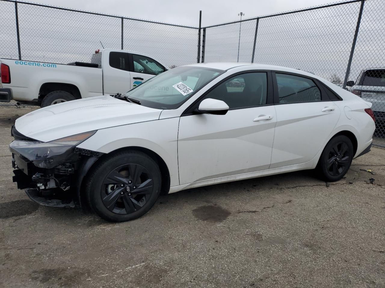 2022 HYUNDAI ELANTRA SE