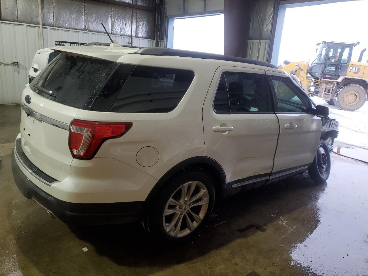 2018 FORD EXPLORER X - Фото 3