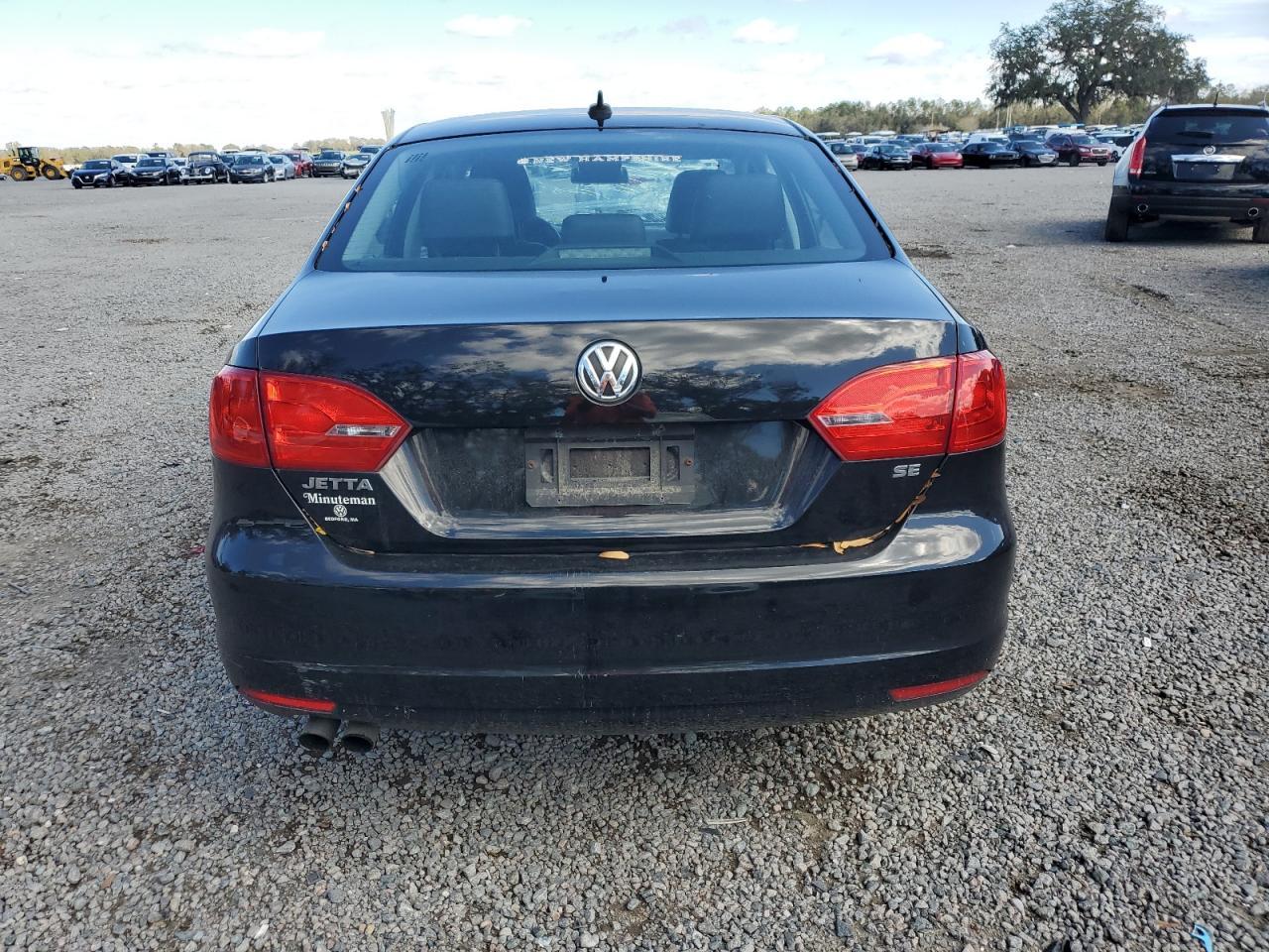 2014 VOLKSWAGEN JETTA SE - Image 6