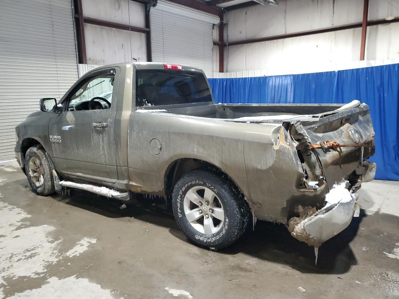 2014 RAM 1500 ST - Image 2