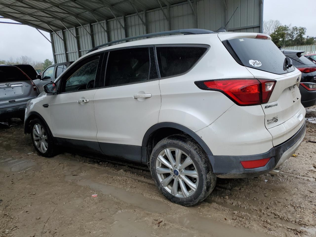 2019 FORD ESCAPE SEL - Image 2
