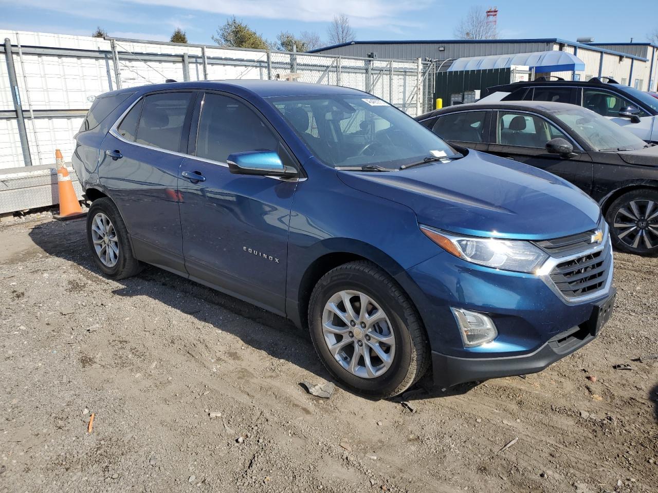 2019 CHEVROLET EQUINOX LT - Image 4