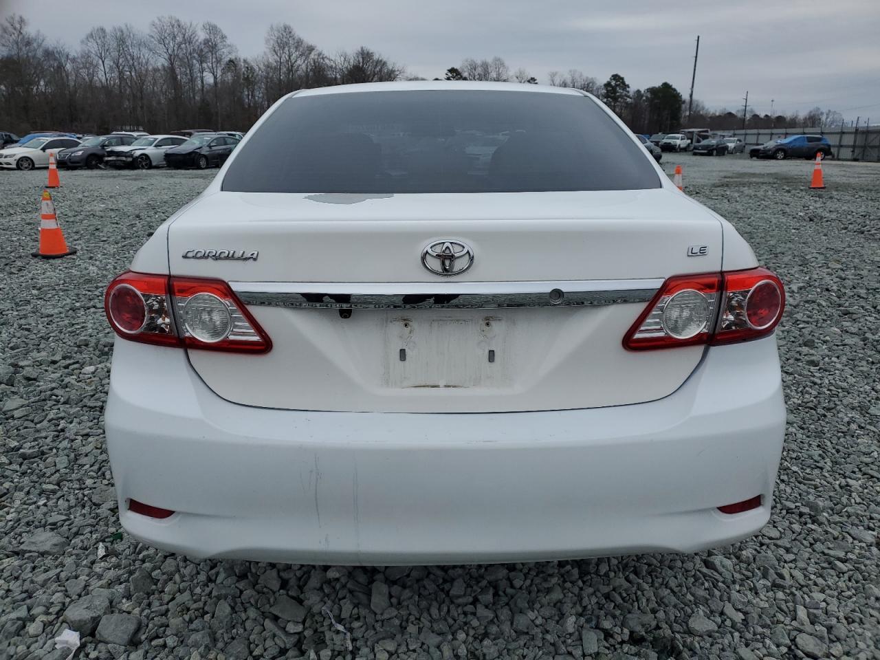 2013 TOYOTA COROLLA BA - Image 6