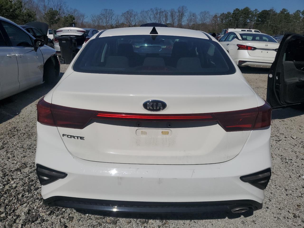 2020 KIA FORTE FE - Image 6