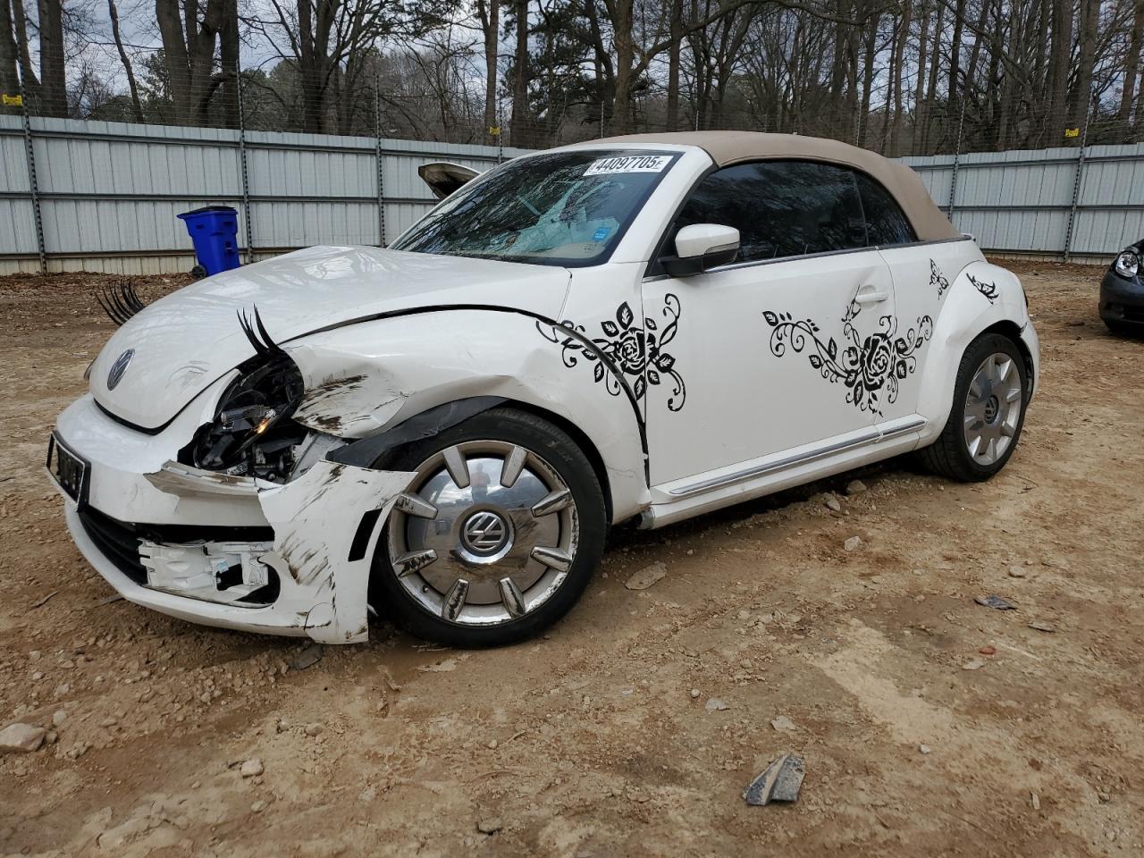 2014 VOLKSWAGEN BEETLE