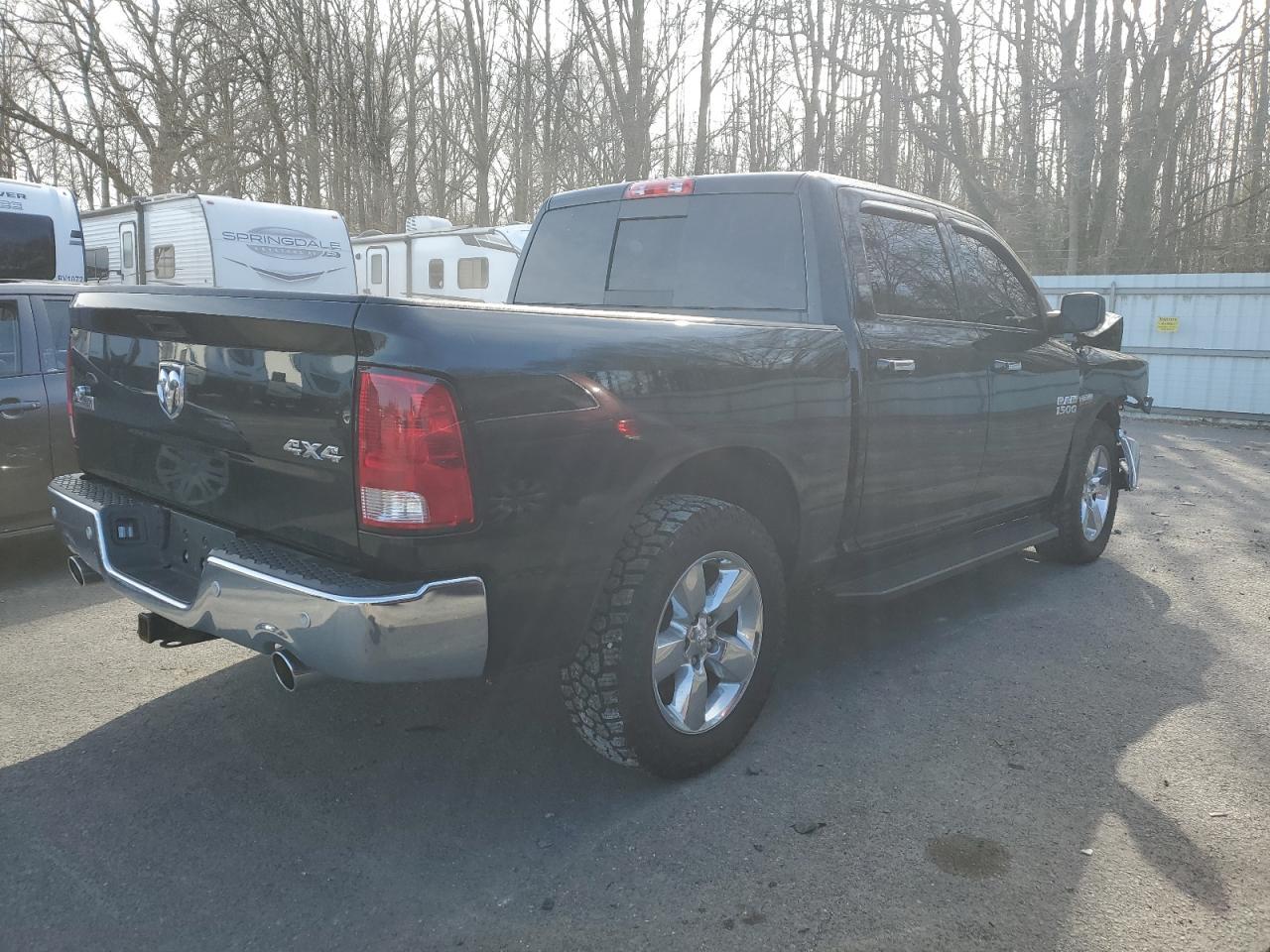 2017 RAM 1500 SLT - Фото 3