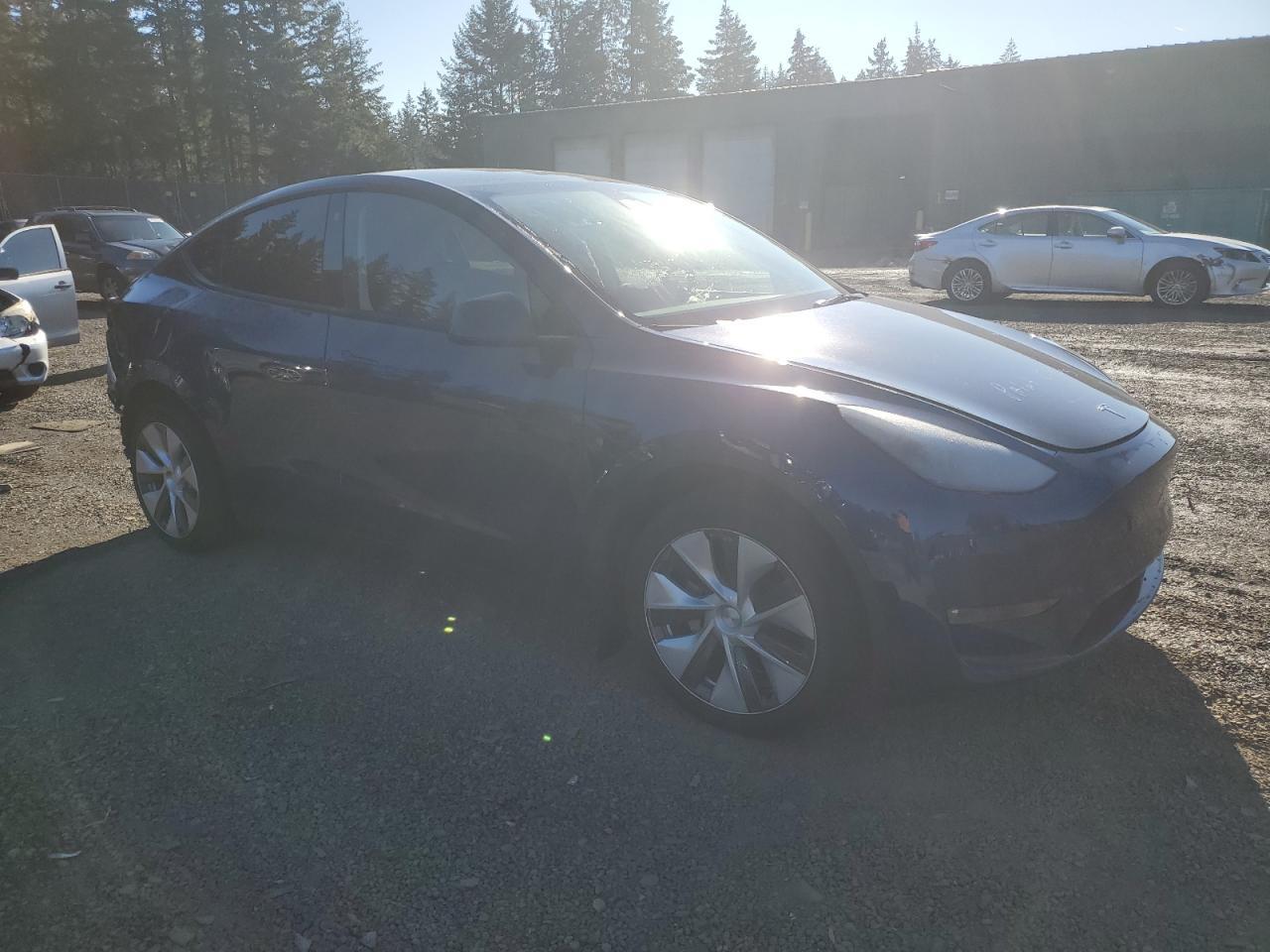 2023 TESLA MODEL Y - Фото 4