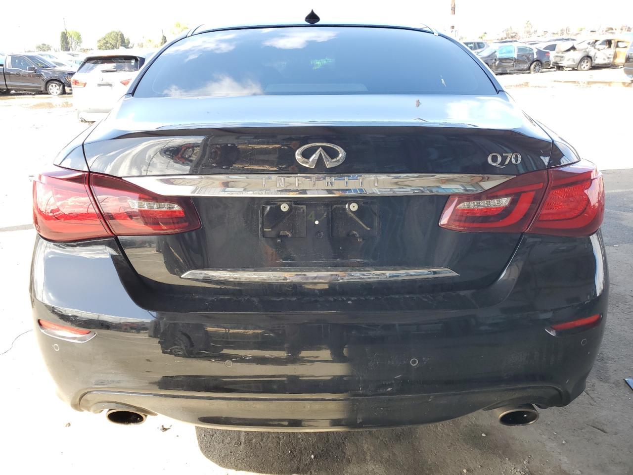2015 INFINITI Q70 HYBRID - Image 6
