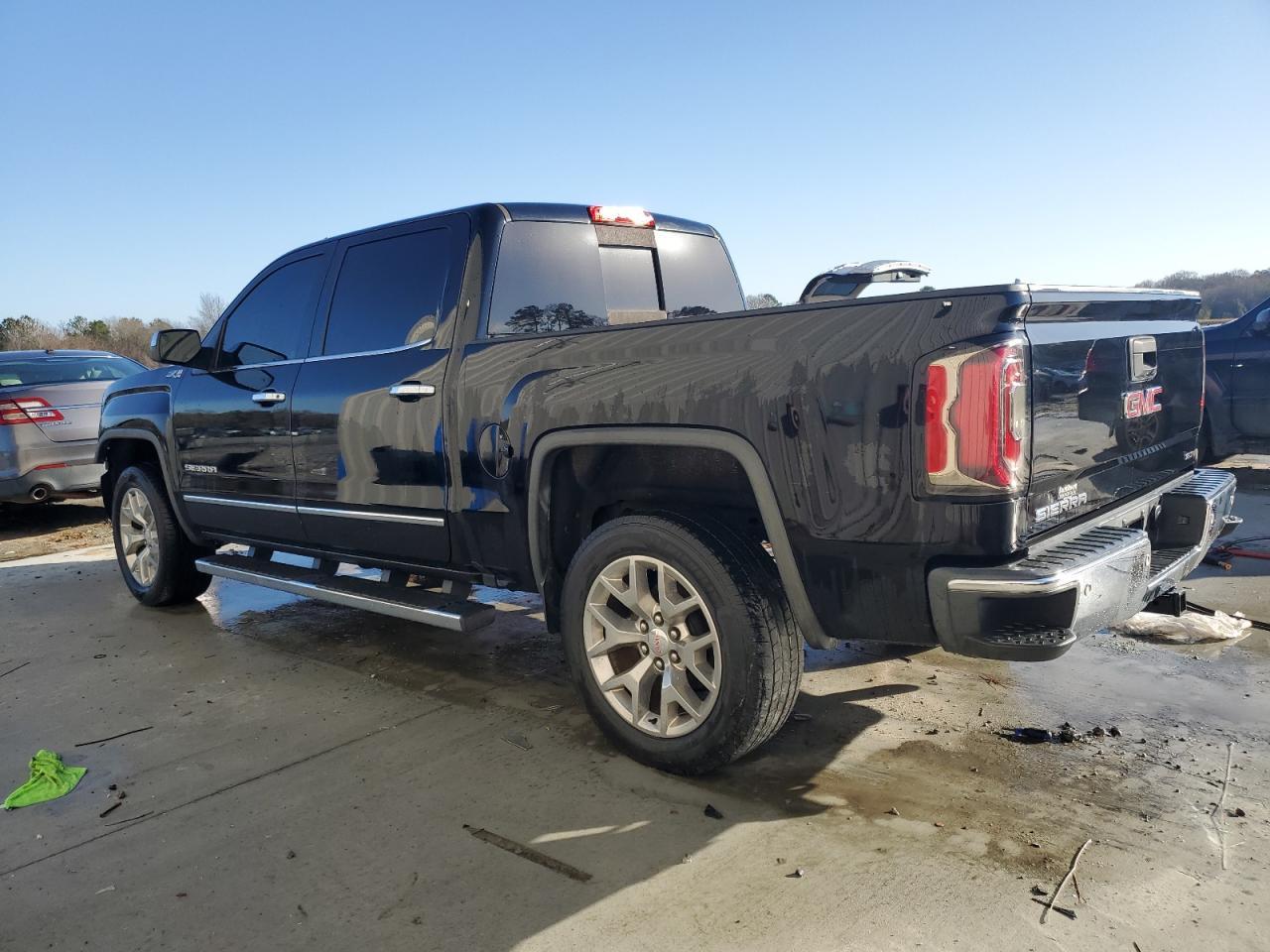 2018 GMC SIERRA K15 - Фото 2