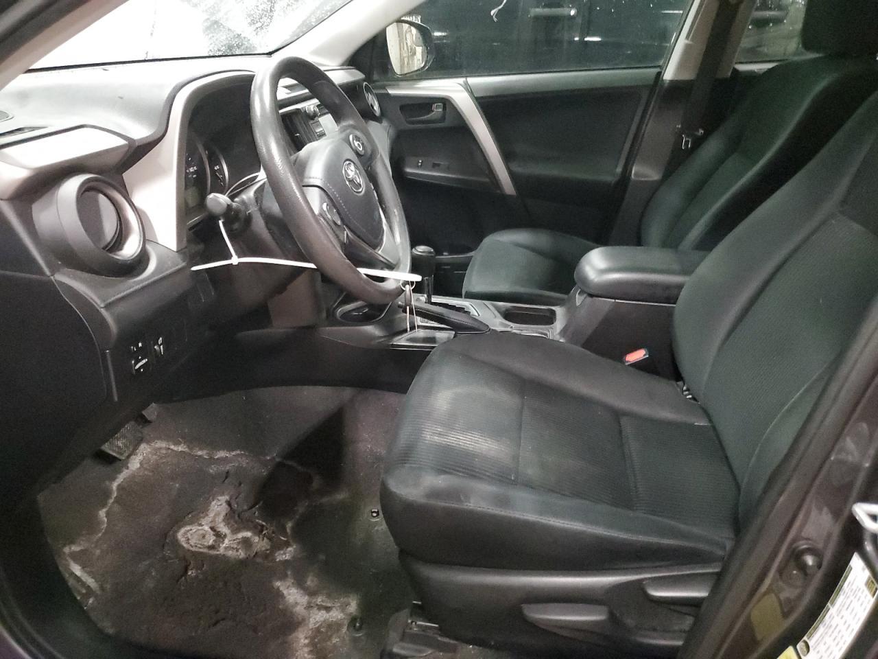 2016 TOYOTA RAV4 LE - Фото 7