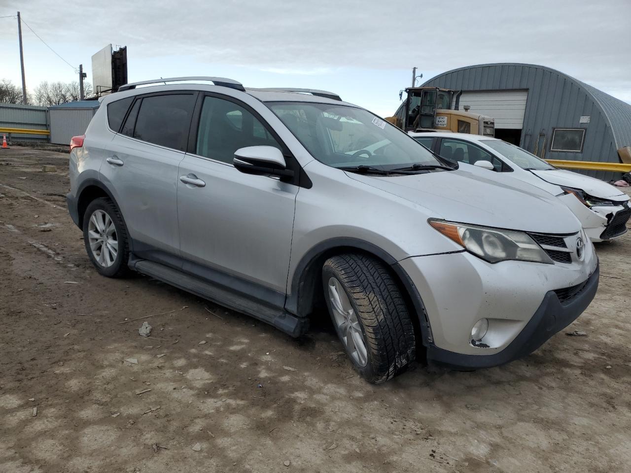 2015 TOYOTA RAV4 LIMIT - Image 4