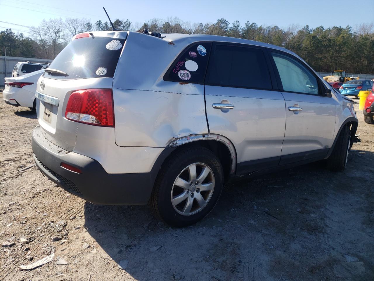 2012 KIA SORENTO BA - Image 3