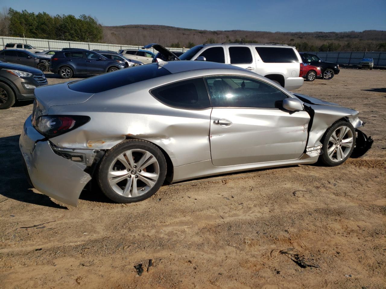 2011 HYUNDAI GENESIS CO - Image 3