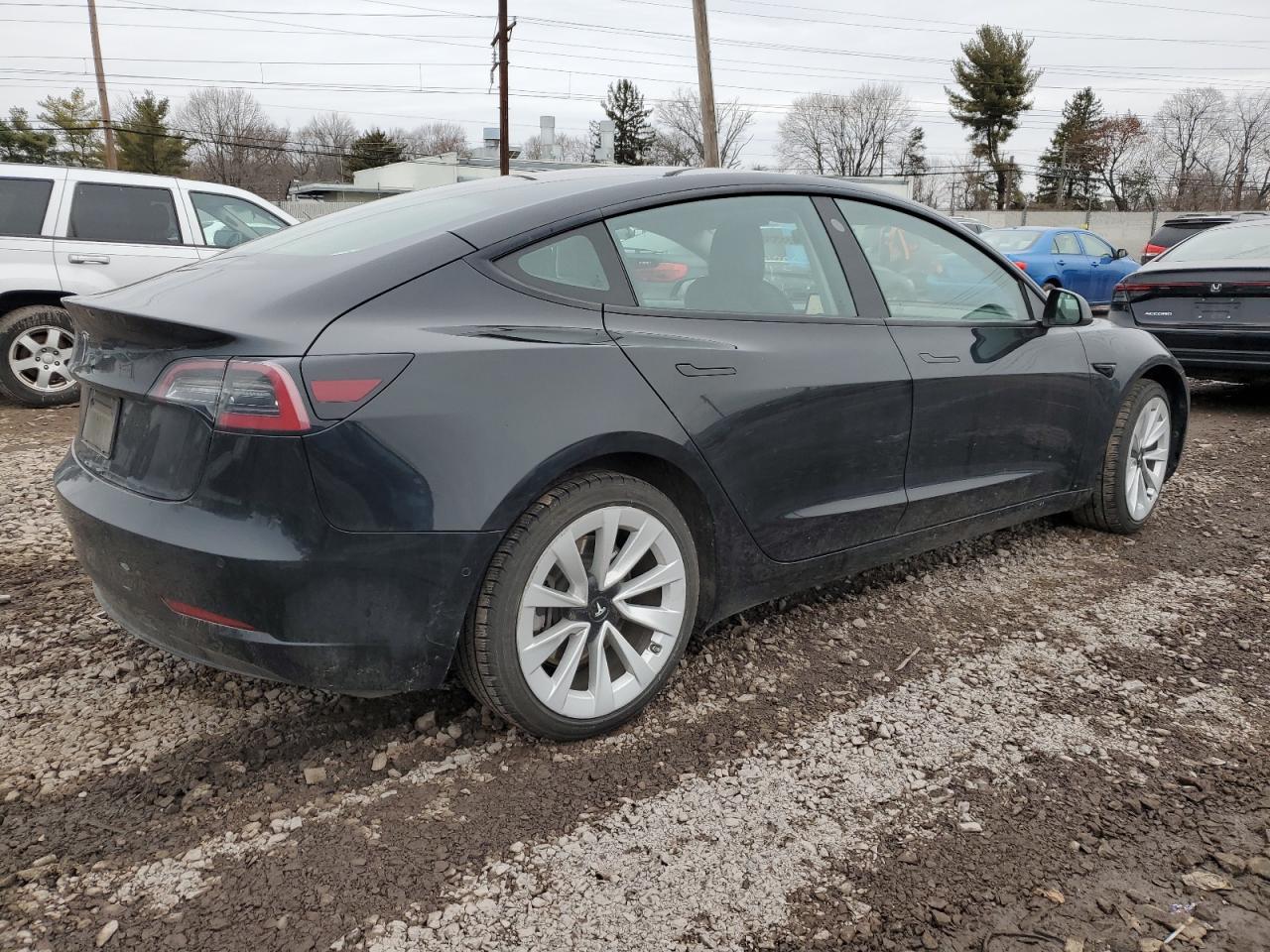 2022 TESLA MODEL 3 - Image 3
