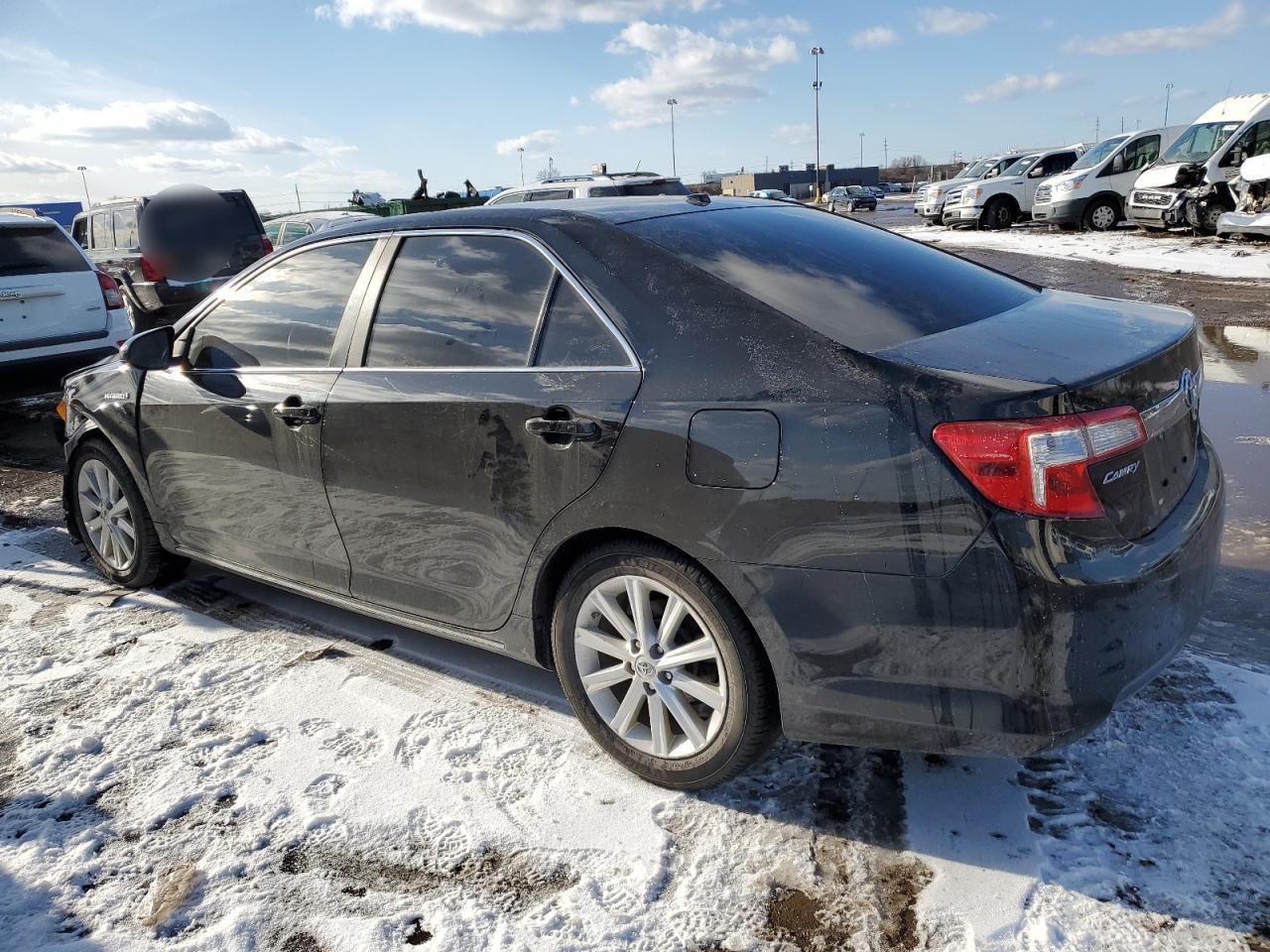 2012 TOYOTA CAMRY HYBR - Фото 2