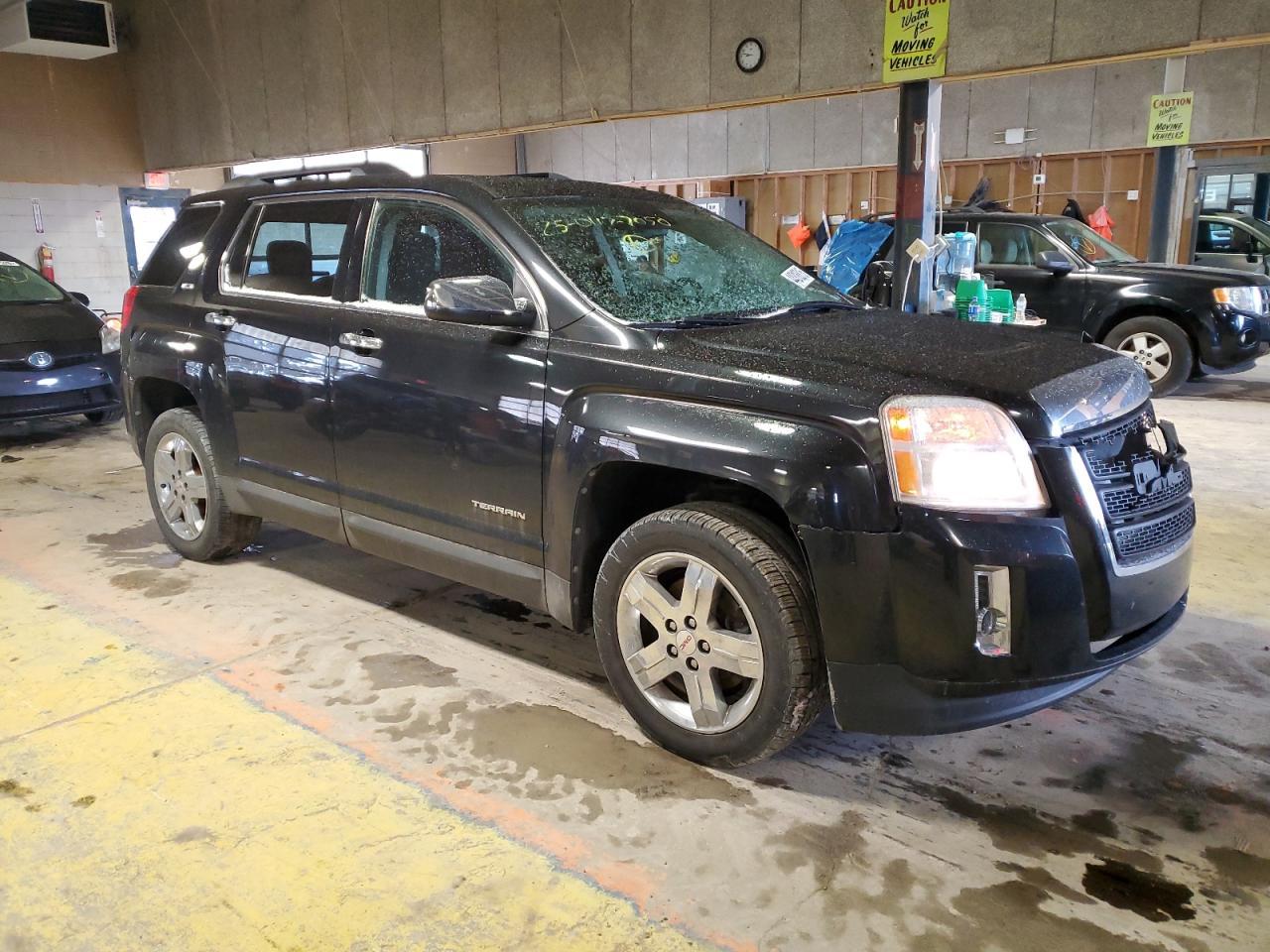 2012 GMC TERRAIN SL - Image 4