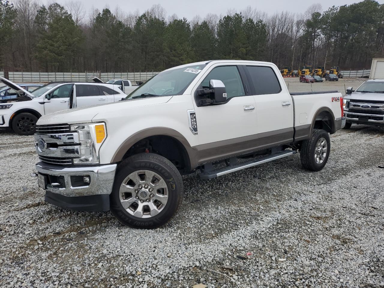 2017 FORD F250 SUPER