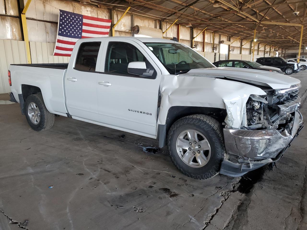 2018 CHEVROLET SILVERADO - Фото 4