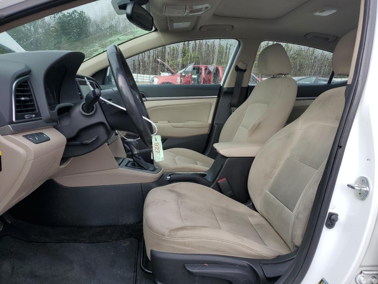 2018 HYUNDAI ELANTRA SE - Фото 7