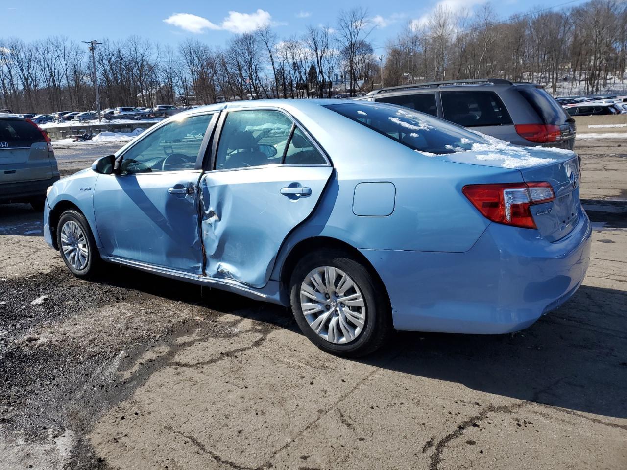 2012 TOYOTA CAMRY HYBR - Фото 2