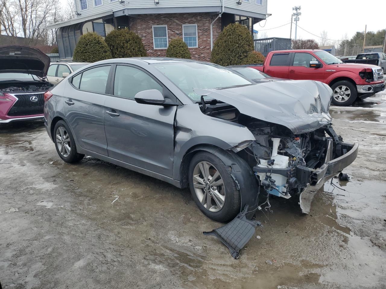 2019 HYUNDAI ELANTRA SE - Фото 4