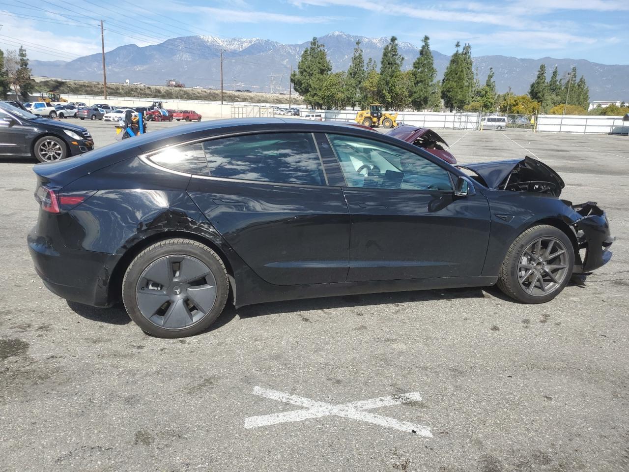 2021 TESLA MODEL 3 - Фото 3