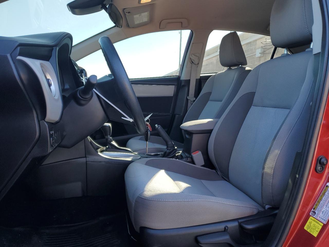 2018 TOYOTA COROLLA L - Фото 7