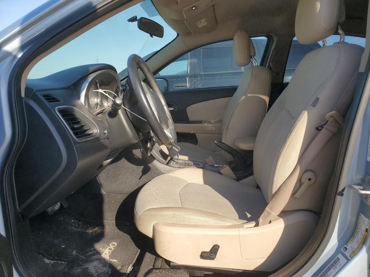 2012 CHRYSLER 200 TOURIN - Image 7
