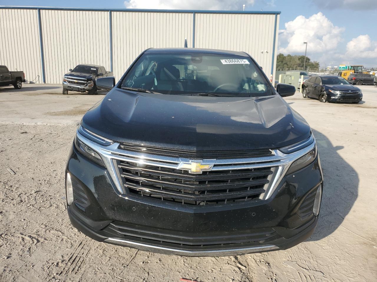2024 CHEVROLET EQUINOX LT - Image 5