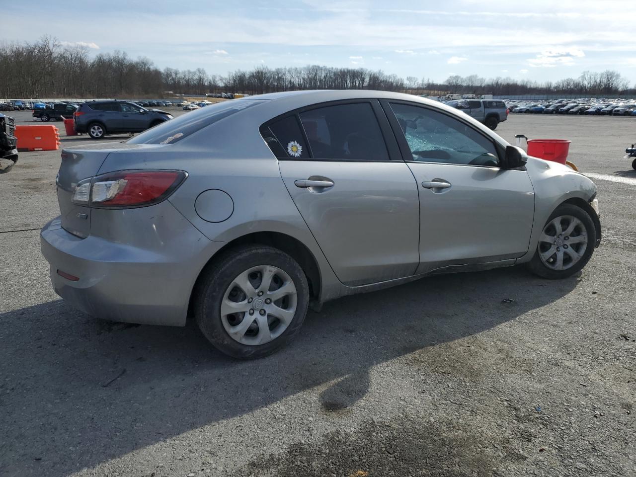 2013 MAZDA 3 I - Фото 3