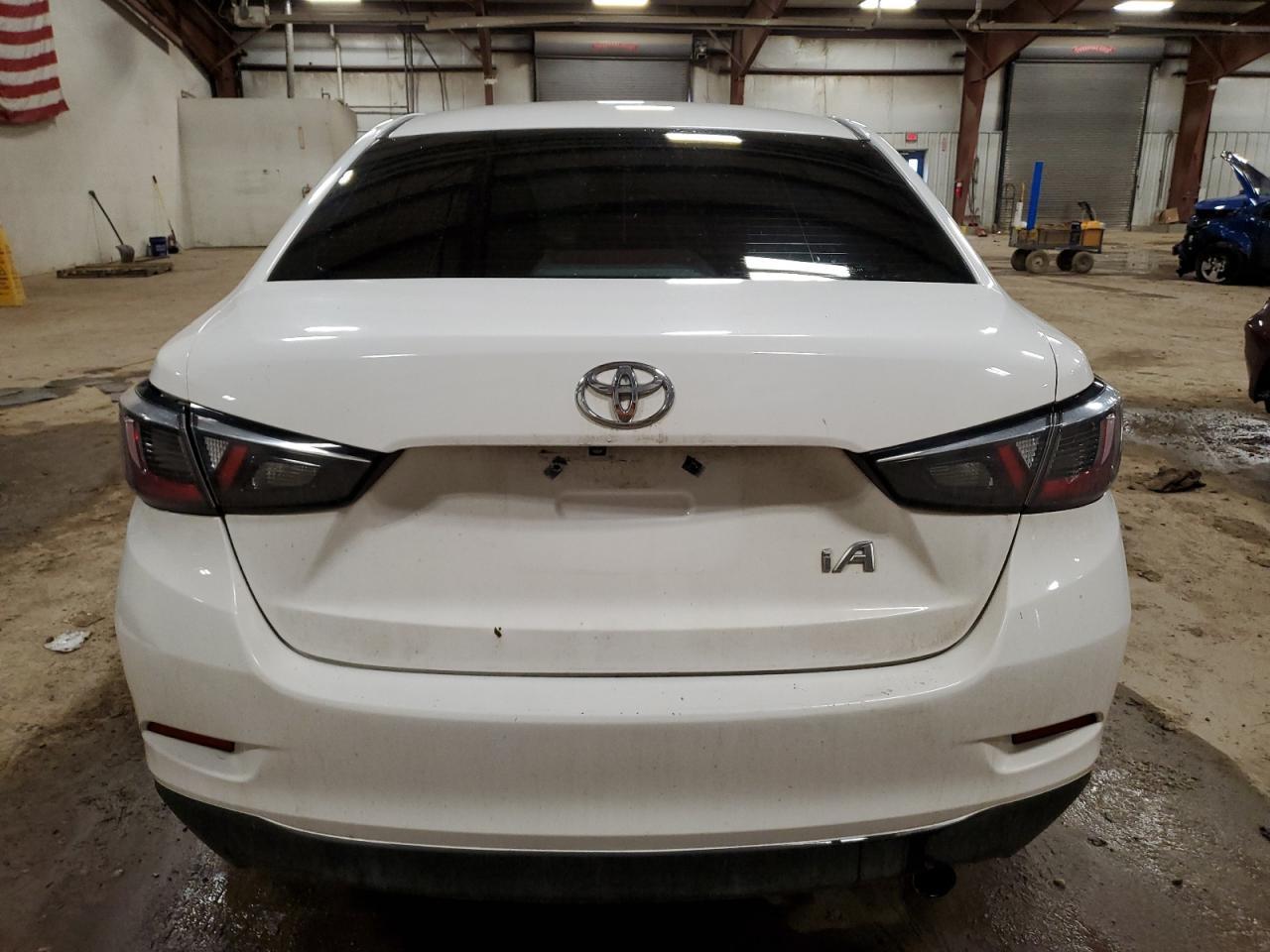 2017 TOYOTA YARIS IA - Image 6