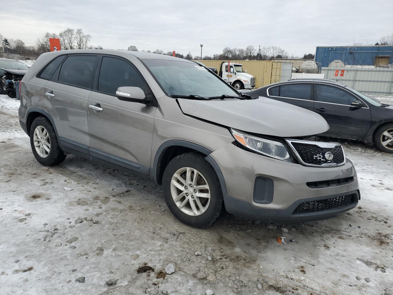 2015 KIA SORENTO LX - Image 4