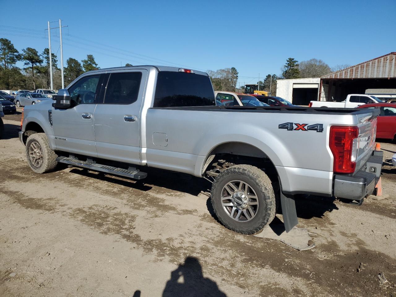 2017 FORD F250 SUPER - Image 2