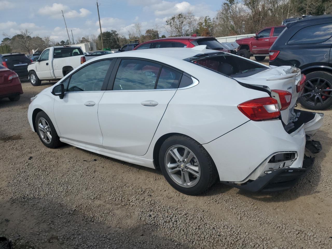 2017 CHEVROLET CRUZE LT - Image 2