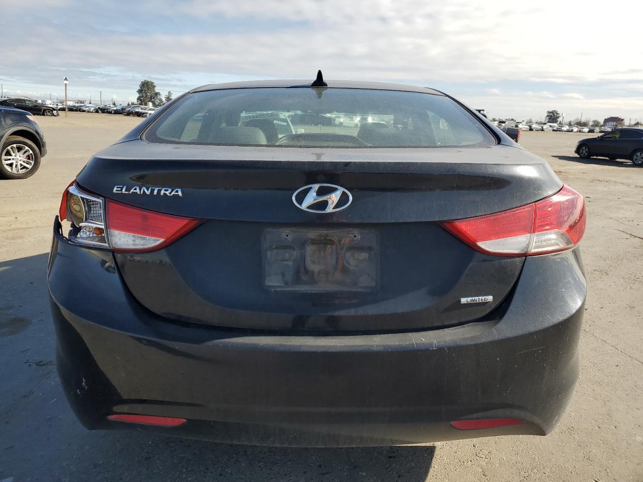 2011 HYUNDAI ELANTRA GL - Image 6