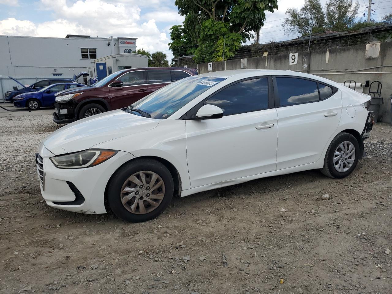 2017 HYUNDAI ELANTRA SE