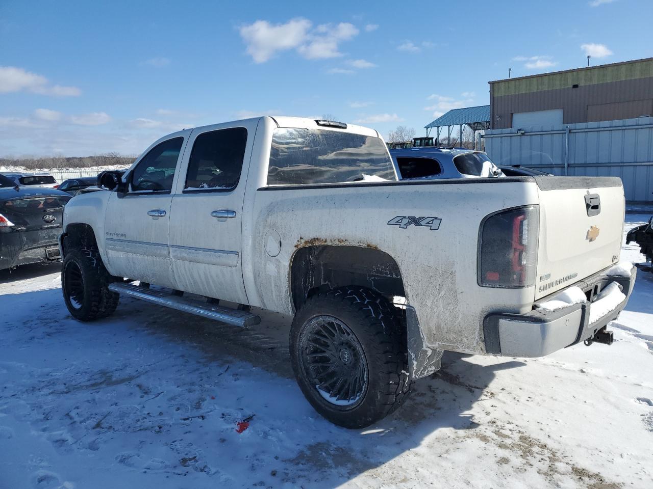 2012 CHEVROLET SILVERADO - Image 2