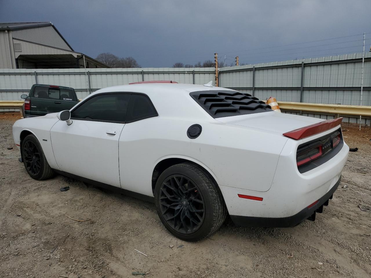 2017 DODGE CHALLENGER - Фото 2