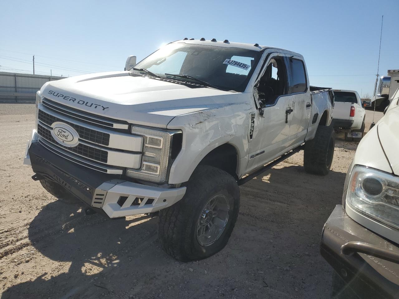 2017 FORD F350 SUPER