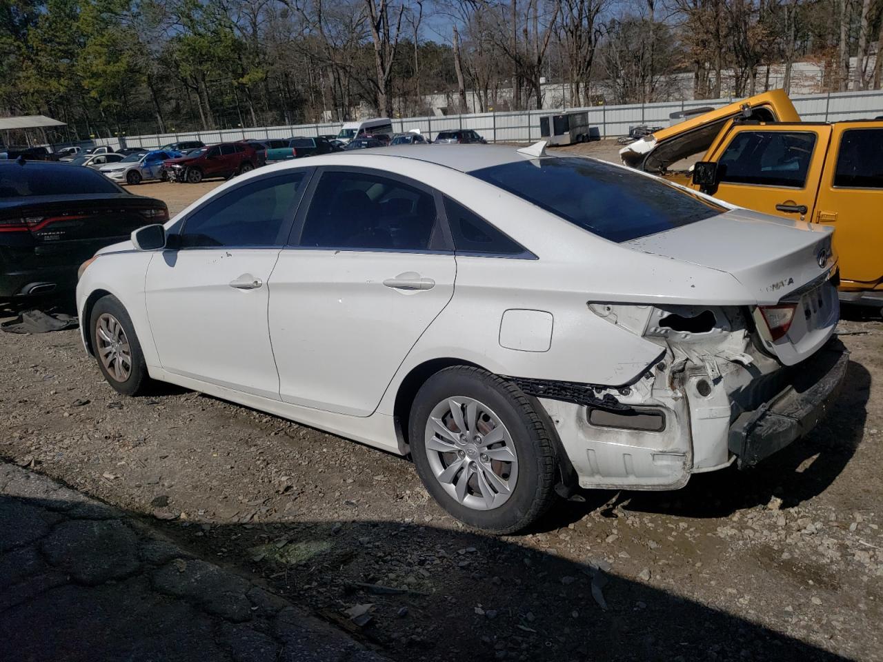 2011 HYUNDAI SONATA GLS - Image 2