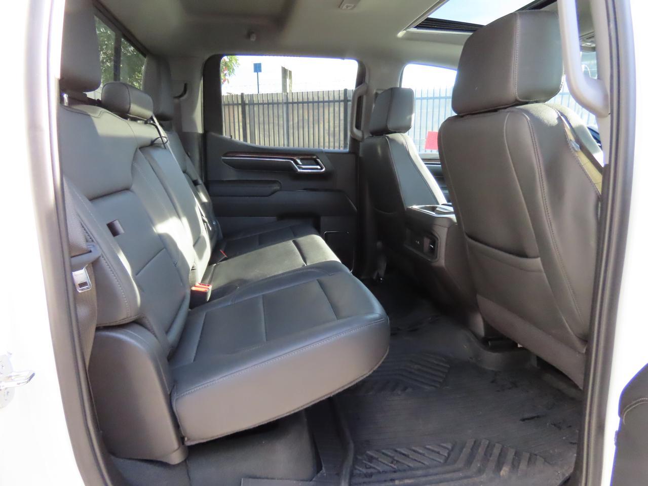 2024 CHEVROLET SILVERADO - Image 6