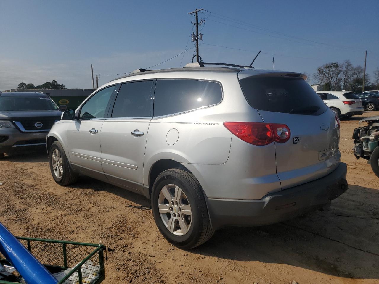 2012 CHEVROLET TRAVERSE L - Фото 2