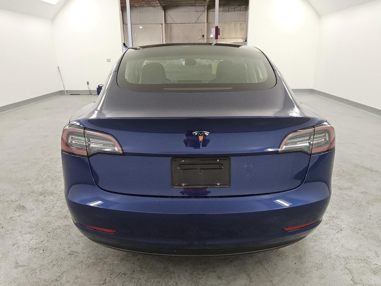 2023 TESLA MODEL 3 - Фото 6